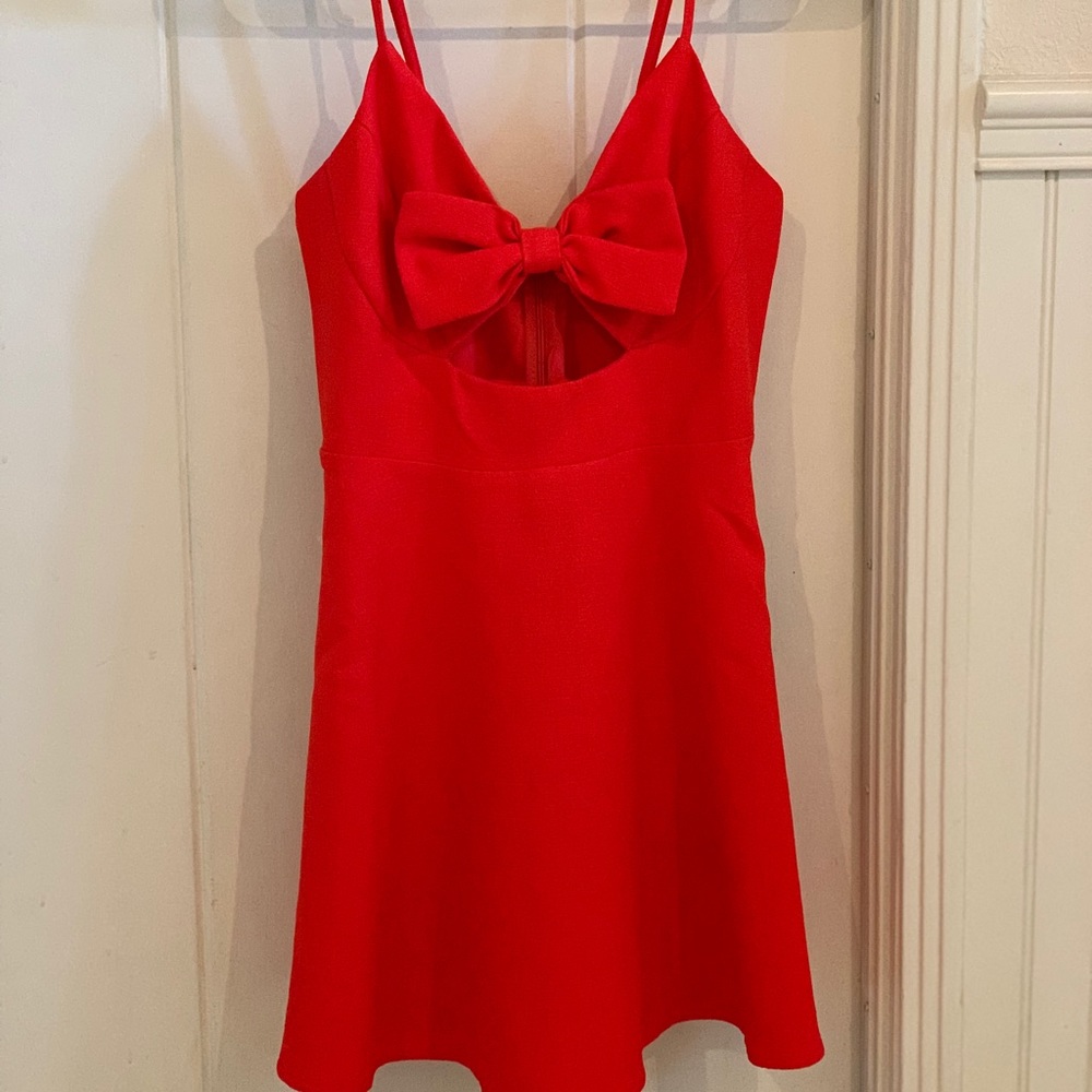 Lulu’s Red dress